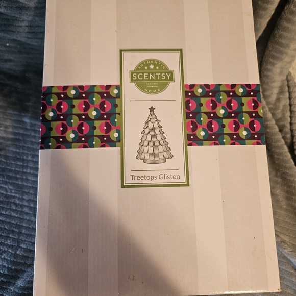 Scentsy Tree Tops Glisten Warmer - Picture 7 of 7